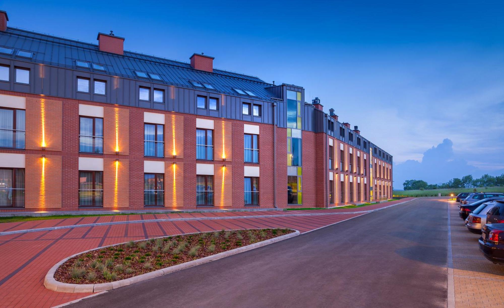 Sloneczny Zdroj Medical Spa & Wellness Busko-Zdrój Kültér fotó