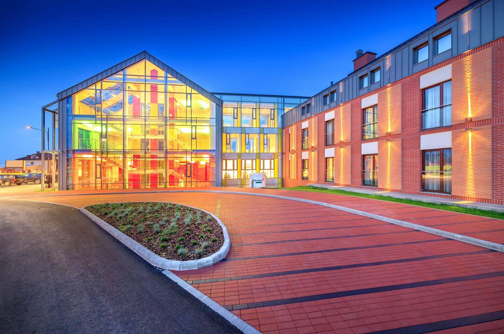 Sloneczny Zdroj Medical Spa & Wellness Busko-Zdrój Kültér fotó
