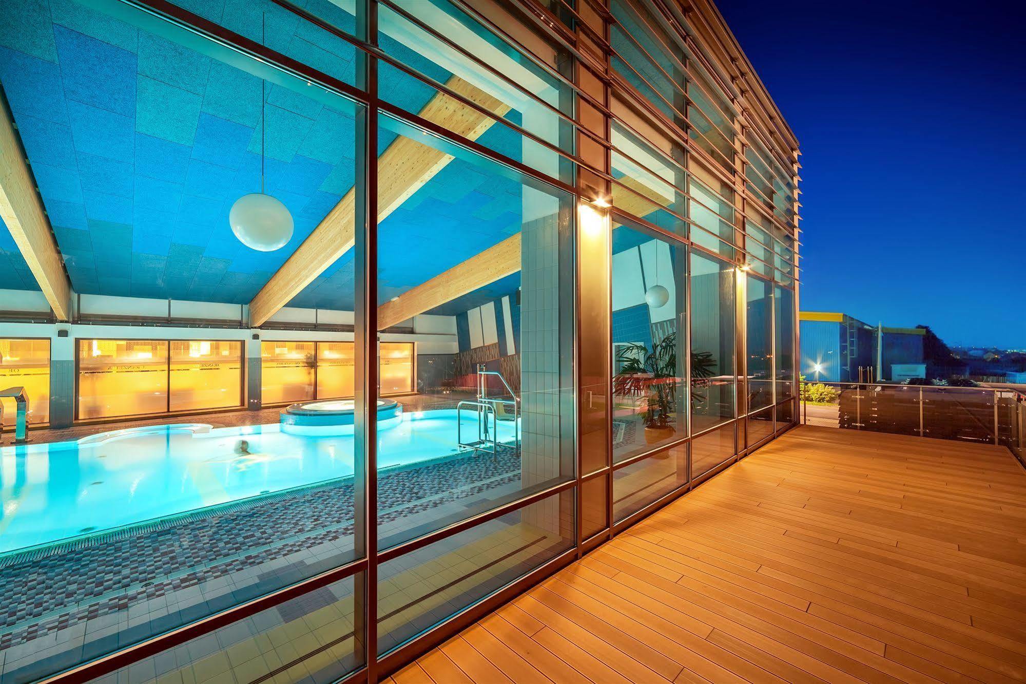Sloneczny Zdroj Medical Spa & Wellness Busko-Zdrój Kültér fotó